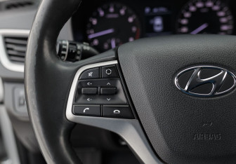 Подержанный автомобиль Hyundai Solaris Sedan 2018 года (12 фото)