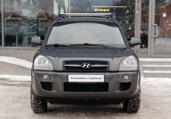 Подержанный автомобиль Hyundai Tucson 2008 года (2 фото)