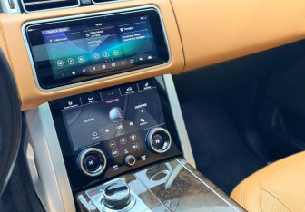 Подержанный автомобиль Land Rover Range Rover 2019 года (11 фото)