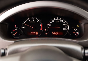 Подержанный автомобиль Nissan Pathfinder 2011 года (11 фото)