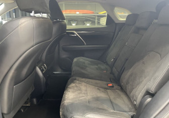 Подержанный автомобиль Lexus RX 2017 года (13 фото)