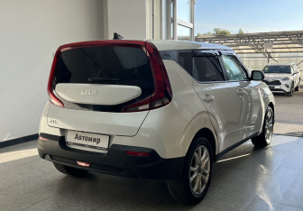 Подержанный автомобиль Kia Soul 2021 года (6 фото)