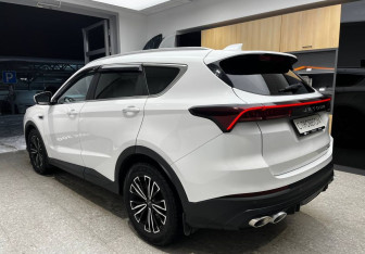 Подержанный автомобиль Jetour X70 Plus 2023 года (7 фото)