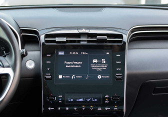 Подержанный автомобиль Hyundai Tucson 2023 года (14 фото)