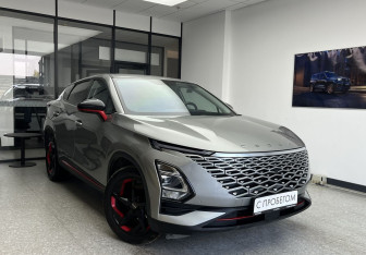 Подержанный автомобиль Omoda C5 2023 года (3 фото)