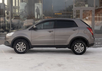 Подержанный автомобиль SsangYong Actyon 2012 года (8 фото)