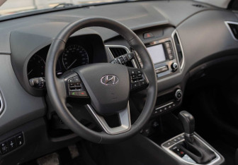 Подержанный автомобиль Hyundai Creta 2021 года (11 фото)