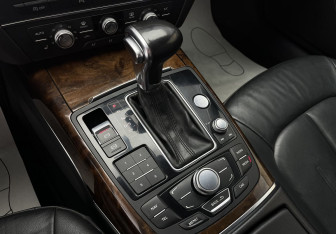 Подержанный автомобиль Audi A6 Sedan 2013 года (13 фото)