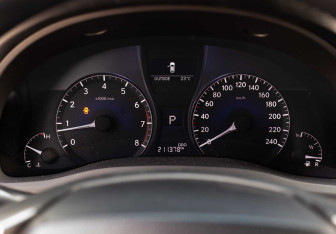 Подержанный автомобиль Lexus RX 2012 года (13 фото)