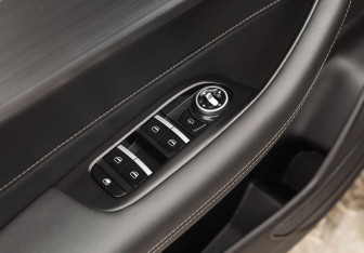 Подержанный автомобиль Chery Tiggo 4 Pro 2022 года (17 фото)