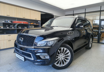 Подержанный автомобиль Infiniti QX80 2016 года (1 фото)