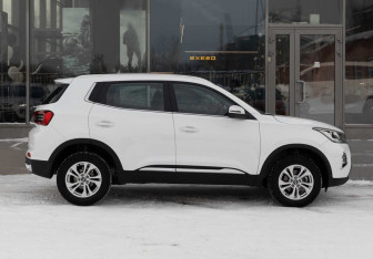 Подержанный автомобиль Chery Tiggo 4 Pro 2024 года (4 фото)