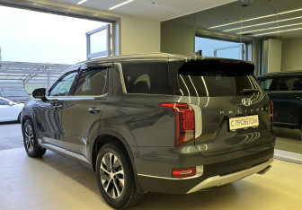 Подержанный автомобиль Hyundai Palisade 2021 года (6 фото)
