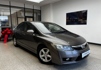 Подержанный автомобиль Honda Civic Sedan 2009 года (3 фото)
