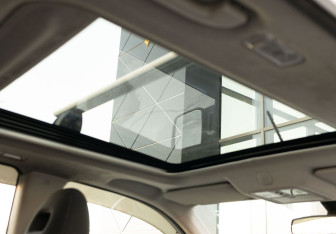 Подержанный автомобиль Nissan X-Trail 2012 года (19 фото)