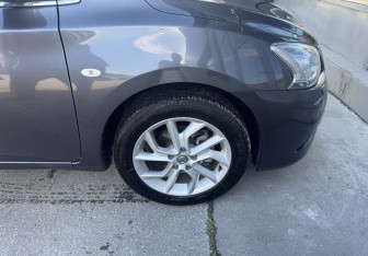 Подержанный автомобиль Nissan Sentra Sedan 2014 года (18 фото)