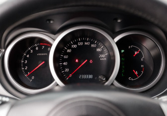 Подержанный автомобиль Suzuki Grand Vitara 2007 года (13 фото)