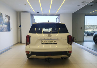 Подержанный автомобиль Hyundai Palisade 2021 года (5 фото)