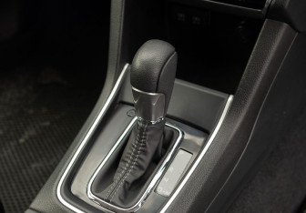 Подержанный автомобиль Subaru Levorg 2019 года (16 фото)