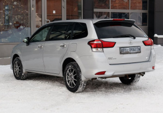 Подержанный автомобиль Toyota Corolla Wagon 2018 года (7 фото)