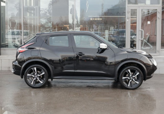 Подержанный автомобиль Nissan Juke 2018 года (4 фото)