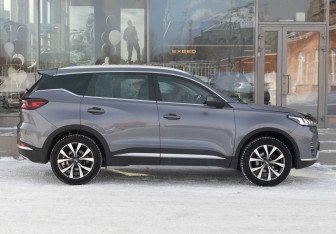 Подержанный автомобиль Chery Tiggo 7 Pro 2022 года (4 фото)