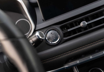 Подержанный автомобиль Chery Tiggo 8 2020 года (15 фото)