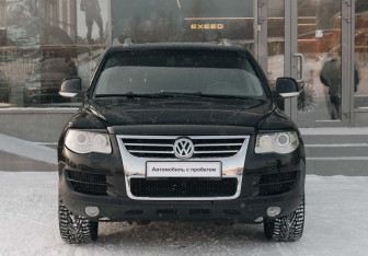 Подержанный автомобиль Volkswagen Touareg 2007 года (2 фото)