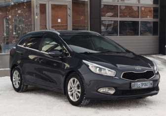 Подержанный автомобиль Kia Ceed Wagon 2013 года (3 фото)