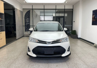 Подержанный автомобиль Toyota Corolla Sedan 2019 года (3 фото)
