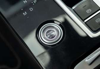 Подержанный автомобиль Chery Tiggo 8 Pro 2022 года (16 фото)