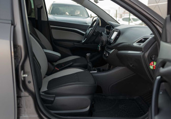 Подержанный автомобиль LADA (ВАЗ) Vesta Wagon 2022 года (19 фото)