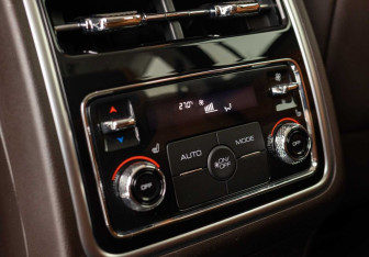 Подержанный автомобиль Tank 500 2023 года (17 фото)