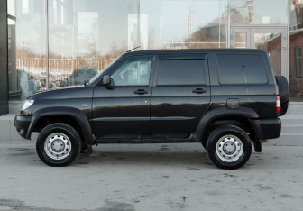 Подержанный автомобиль УАЗ Patriot 2014 года (8 фото)