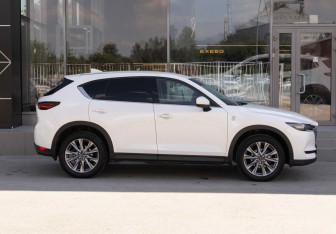 Подержанный автомобиль Mazda CX-5 2019 года (4 фото)