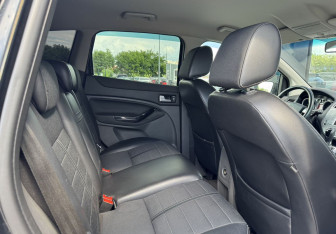 Подержанный автомобиль Ford Kuga 2012 года (10 фото)