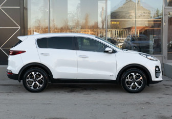 Подержанный автомобиль Kia Sportage 2019 года (4 фото)