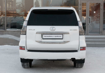 Подержанный автомобиль Lexus GX 2011 года (6 фото)