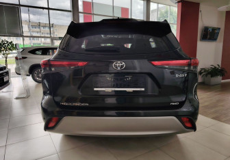 Новый Toyota Highlander 2025 (6 фото)