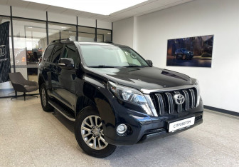 Подержанный автомобиль Toyota Land Cruiser Prado 2017 года (4 фото)