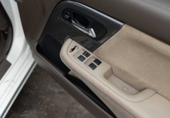 Подержанный автомобиль Honda Avancier Wagon 2000 года (17 фото)