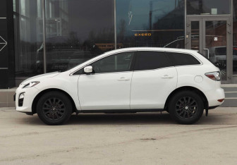 Подержанный автомобиль Mazda CX-7 2011 года (8 фото)