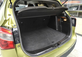 Подержанный автомобиль Toyota Highlander 2014 года (16 фото)