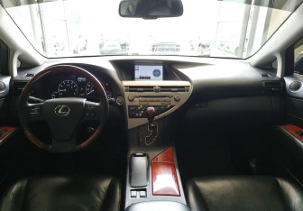 Подержанный автомобиль Lexus RX 2010 года (8 фото)
