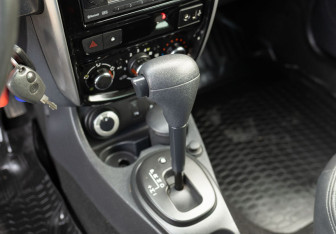 Подержанный автомобиль Nissan Terrano 2016 года (14 фото)