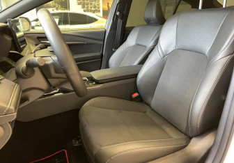 Подержанный автомобиль Toyota Camry Sedan 2024 года (11 фото)