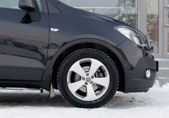 Подержанный автомобиль Opel Mokka 2014 года (9 фото)
