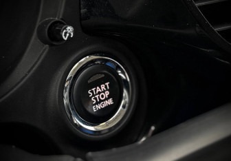 Подержанный автомобиль Mitsubishi Outlander 2012 года (15 фото)