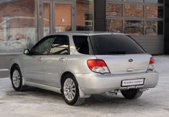 Подержанный автомобиль Subaru Impreza Wagon 2007 года (7 фото)