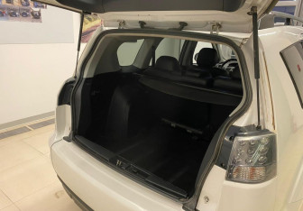 Подержанный автомобиль Mitsubishi Outlander 2011 года (13 фото)